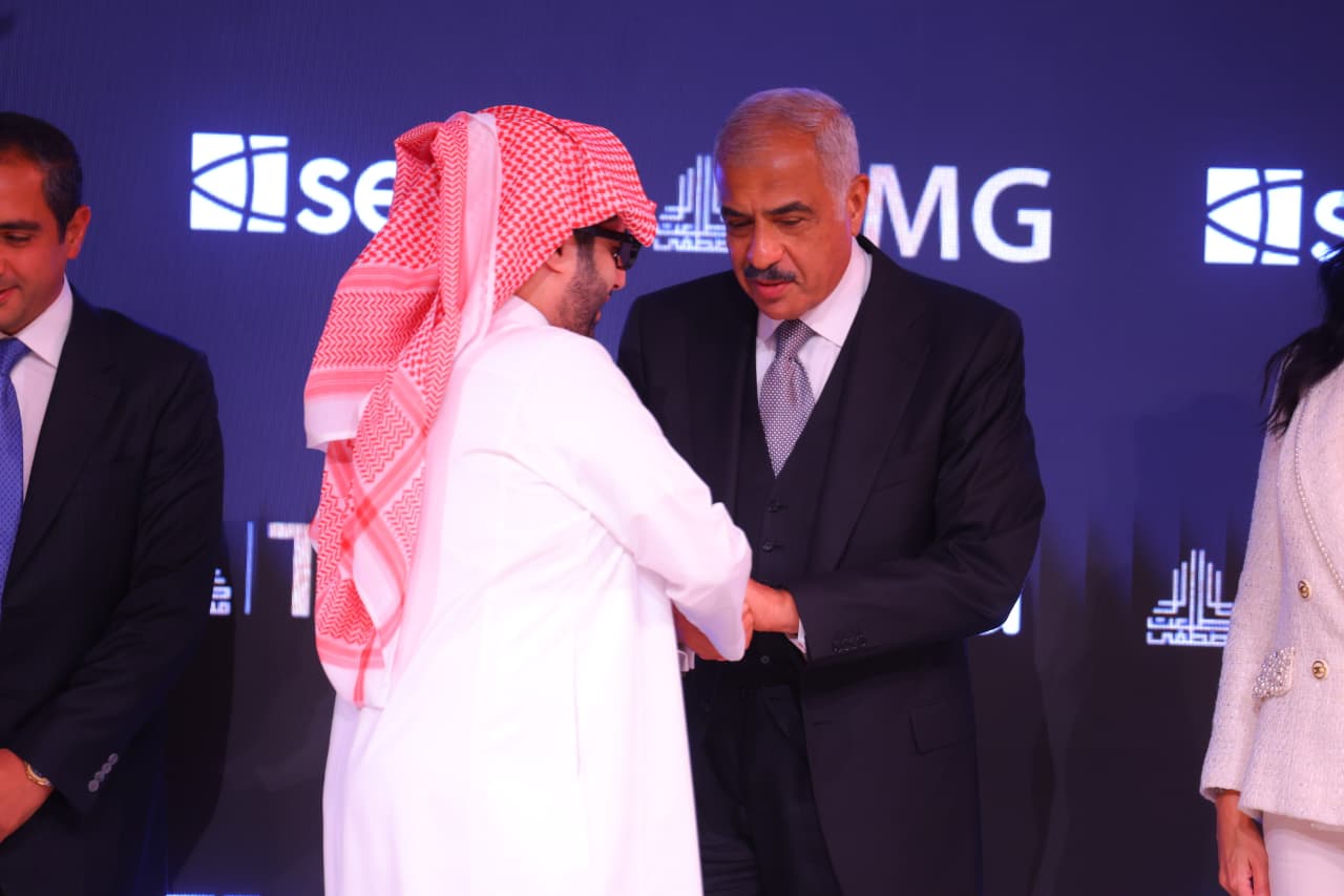 طلعت مصطفى وتركي آل الشيخ